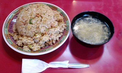 あけぼのラーメン にんにくチャーハン