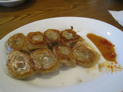 とんこつらーめん 風雲の焼餃子