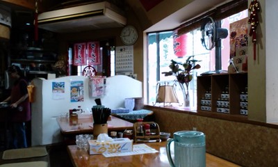 グルメエッセンスの店内雰囲気4